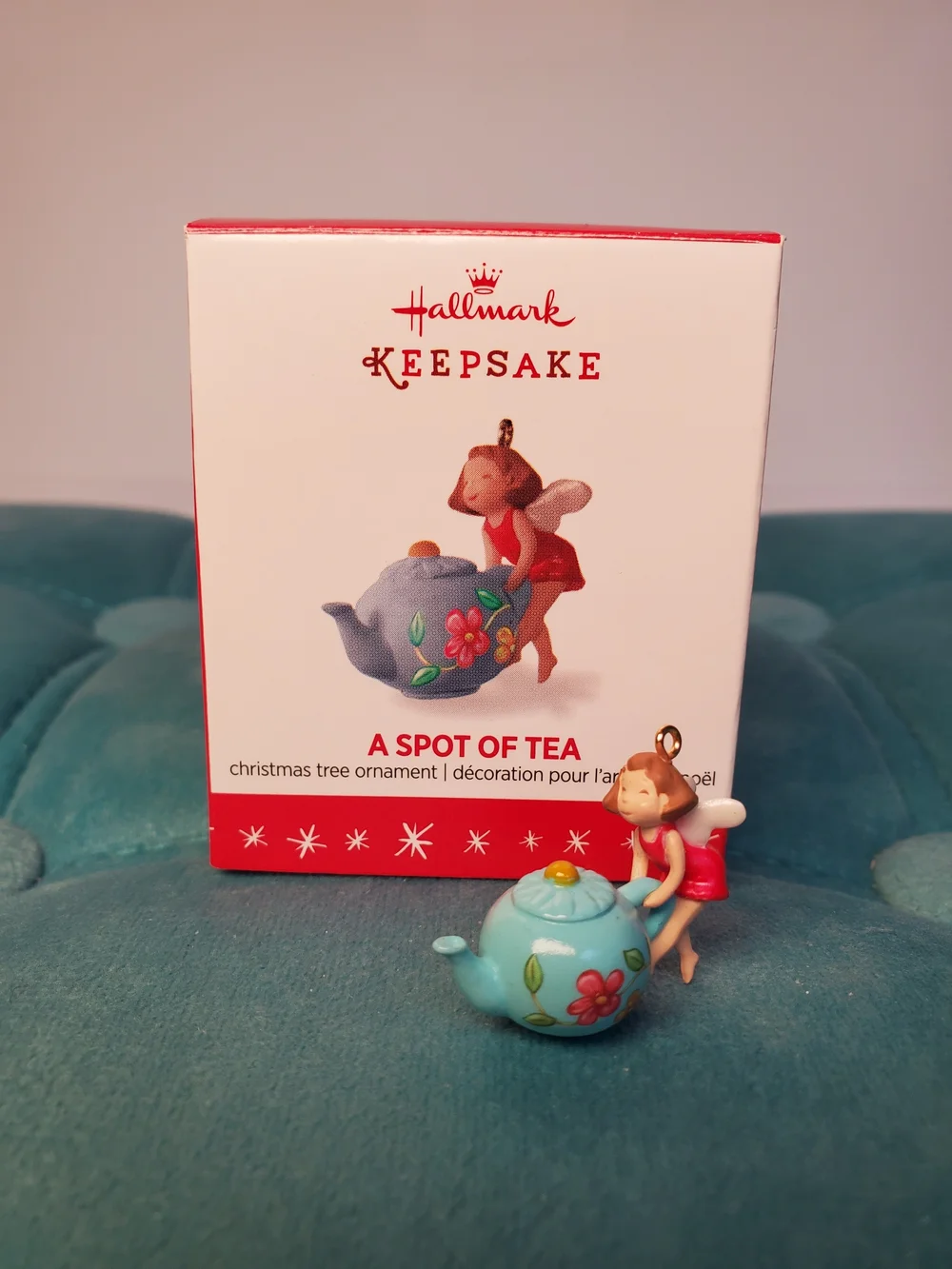 Hallmark Keepsake 2016 A Spot of Tea Miniature Ornament QXM8574